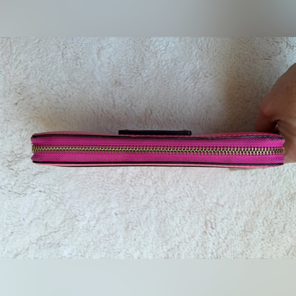 Kate Spade Wellesley Neda Fuchsia Leather Zip Around Wallet - Picture 4 of 11